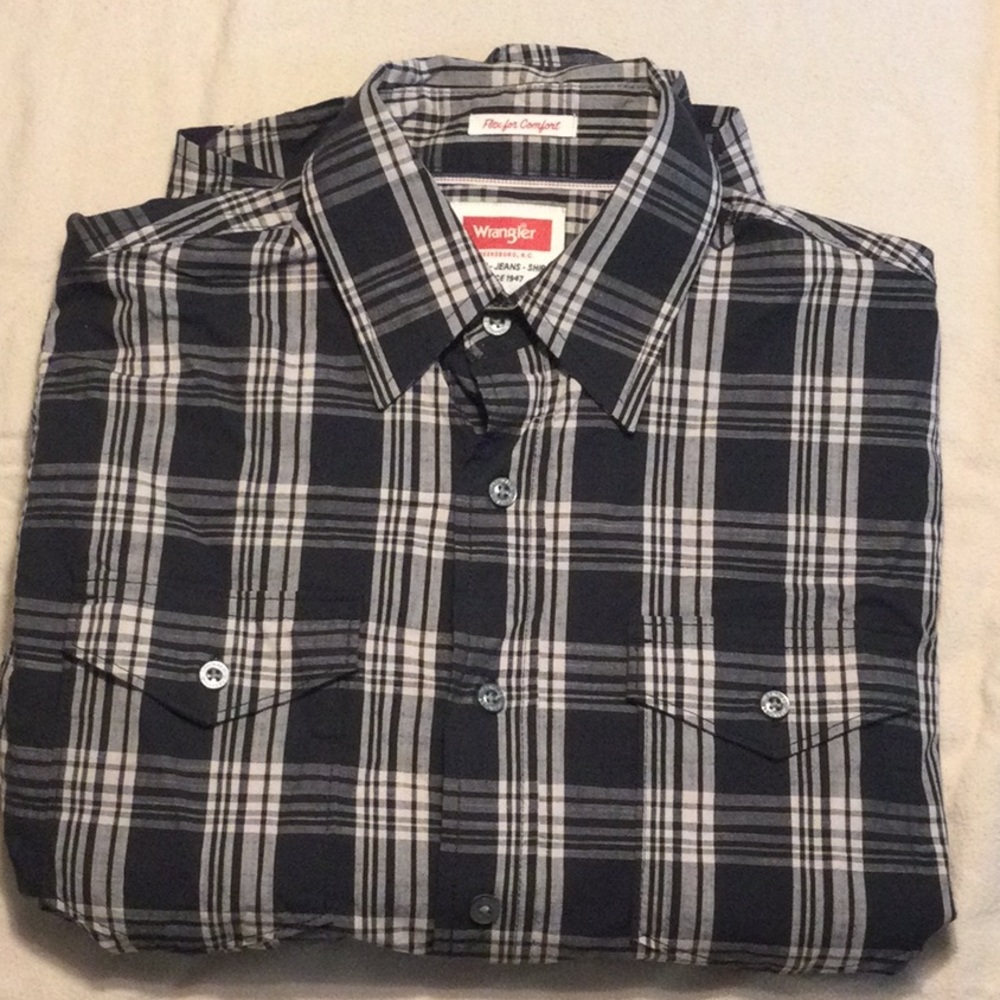 Wrangler button down Men Small - Picture 6 of 7